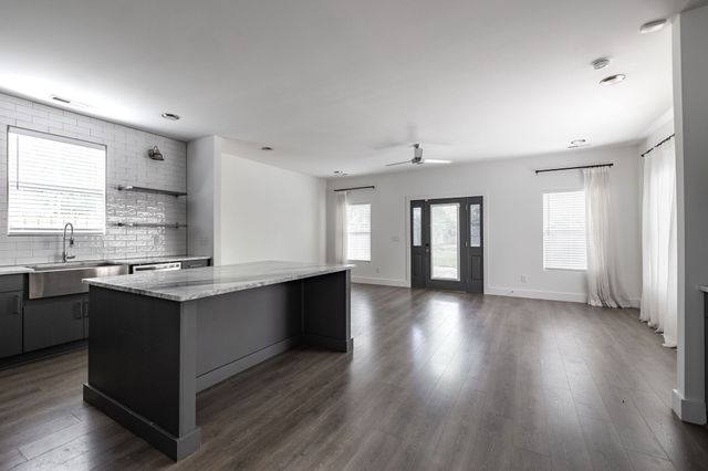112 Claiborne St, Nashville, TN 37210