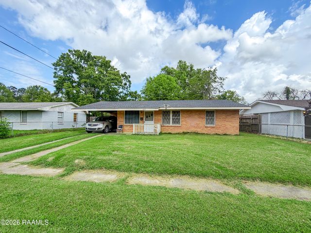 2233 Ledoux Circle, Opelousas, LA 70570