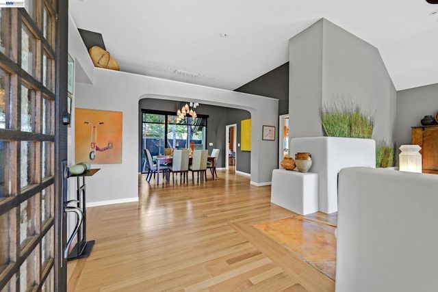 159 Golden Ridge Rd, Alamo, CA 94507