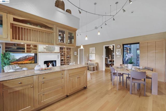 159 Golden Ridge Rd, Alamo, CA 94507