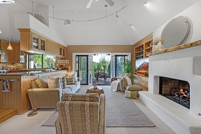 159 Golden Ridge Rd, Alamo, CA 94507