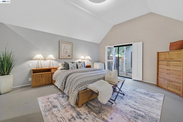 159 Golden Ridge Rd, Alamo, CA 94507