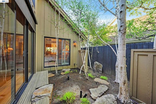 159 Golden Ridge Rd, Alamo, CA 94507