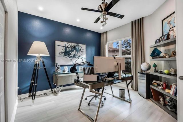 4724 SW 195th Way, Miramar, FL 33029