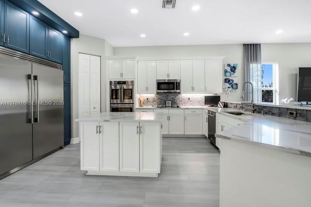 4724 SW 195th Way, Miramar, FL 33029