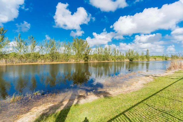 4724 SW 195th Way, Miramar, FL 33029