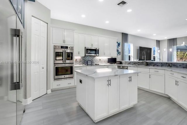 4724 SW 195th Way, Miramar, FL 33029