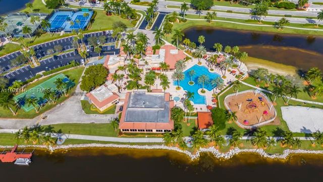 4724 SW 195th Way, Miramar, FL 33029