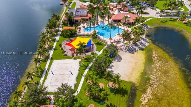 4724 SW 195th Way, Miramar, FL 33029