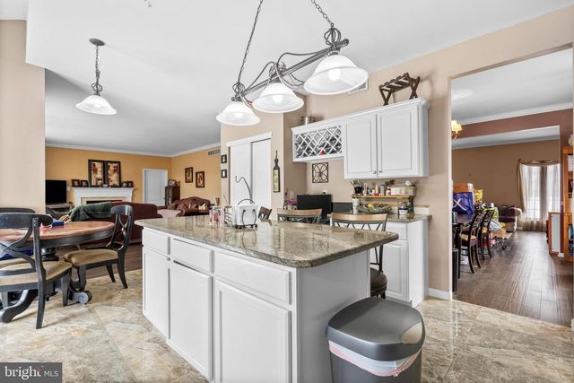 3 WILTSHIRE DR, Sewell, NJ 08080