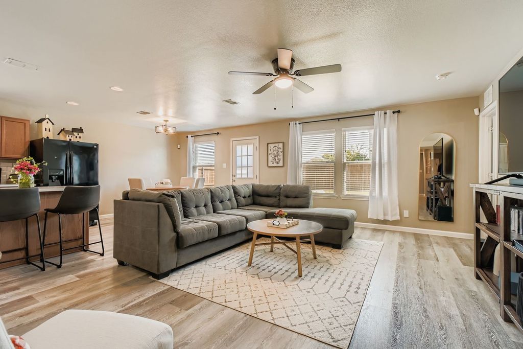 1713 Abby Creek Drive, Little Elm, TX 75068