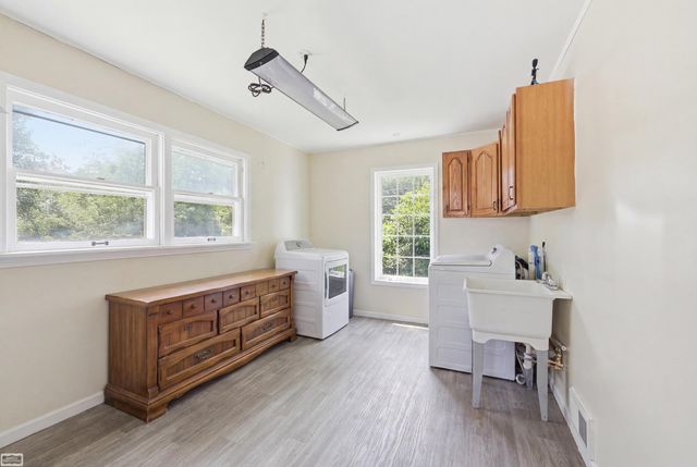 329 W Young Street, Clio, MI 48420