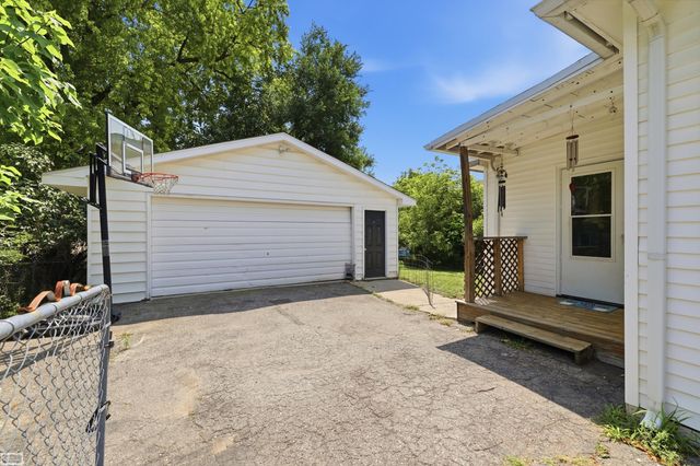 329 W Young Street, Clio, MI 48420