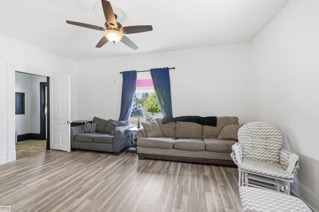 329 W Young Street, Clio, MI 48420