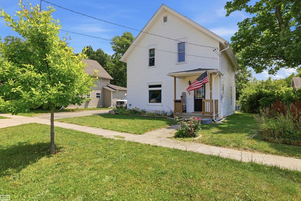 329 W Young Street, Clio, MI 48420