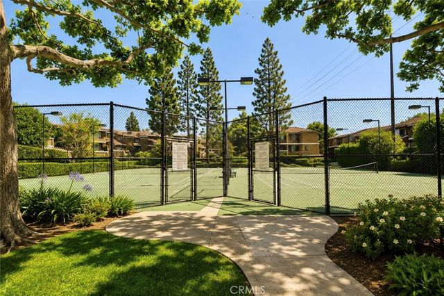 13110 Creek View 202, Garden Grove, CA 92844