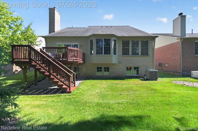 51370 Plymouth Heights Lane, Plymouth Charter Township, MI 48170