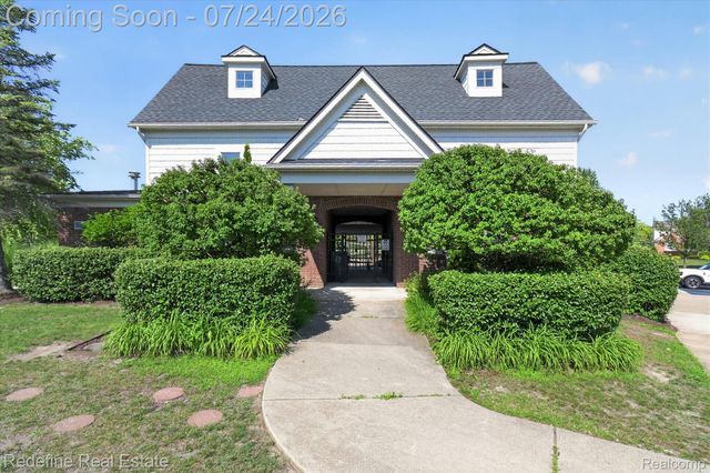 51370 Plymouth Heights Lane, Plymouth Charter Township, MI 48170