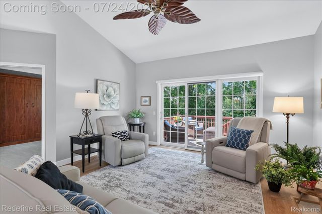 51370 Plymouth Heights Lane, Plymouth Charter Township, MI 48170