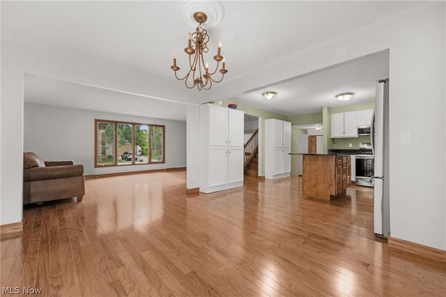 1470 Hawthorne Drive, Vermilion, OH 44089