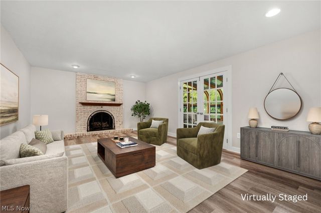 1470 Hawthorne Drive, Vermilion, OH 44089