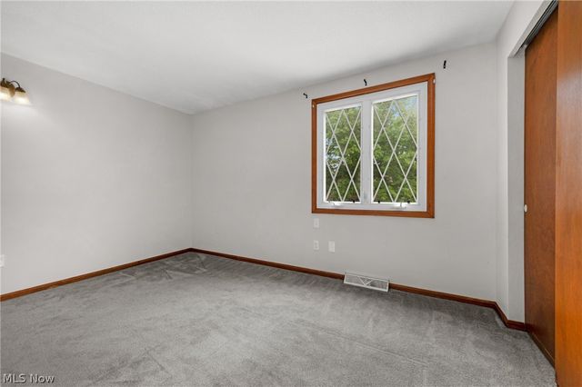 1470 Hawthorne Drive, Vermilion, OH 44089