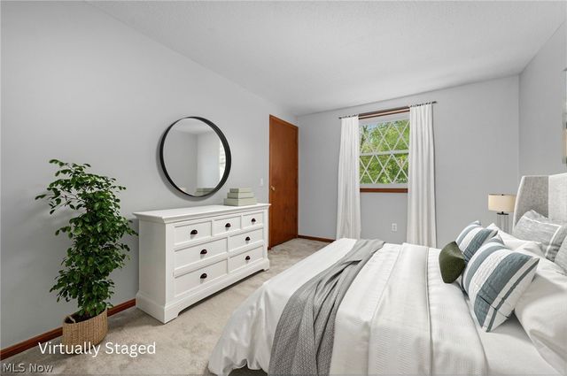 1470 Hawthorne Drive, Vermilion, OH 44089