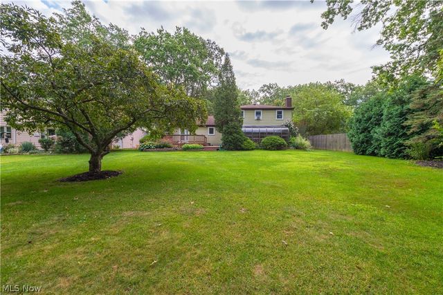 1470 Hawthorne Drive, Vermilion, OH 44089
