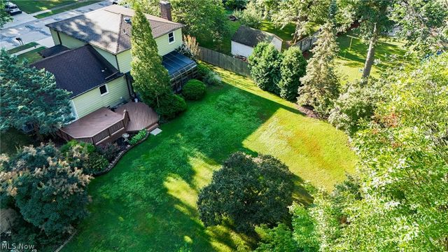 1470 Hawthorne Drive, Vermilion, OH 44089