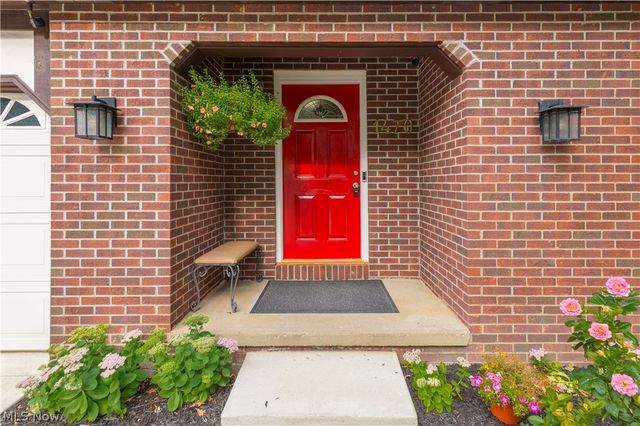 1470 Hawthorne Drive, Vermilion, OH 44089