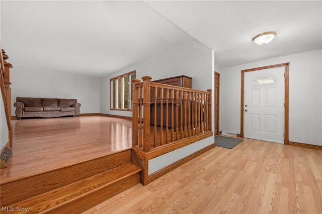 1470 Hawthorne Drive, Vermilion, OH 44089