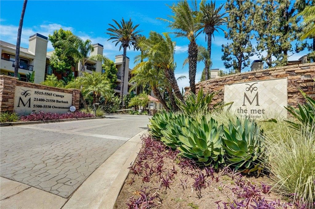 5545 Canoga Avenue 220, Woodland Hills, CA 91367