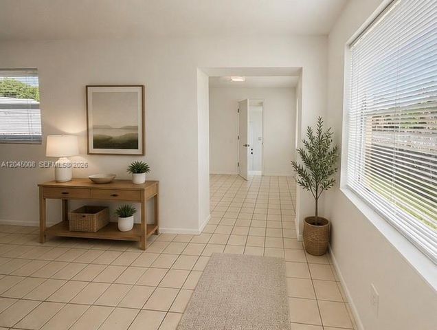 7720 Raleigh St, Hollywood, FL 33024