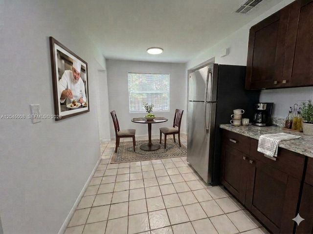 7720 Raleigh St, Hollywood, FL 33024