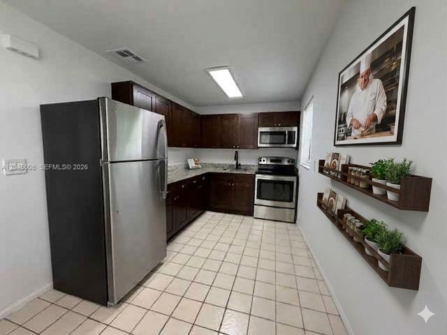 7720 Raleigh St, Hollywood, FL 33024