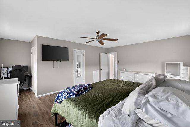 10211 AMBRIDGE PL, Philadelphia, PA 19114