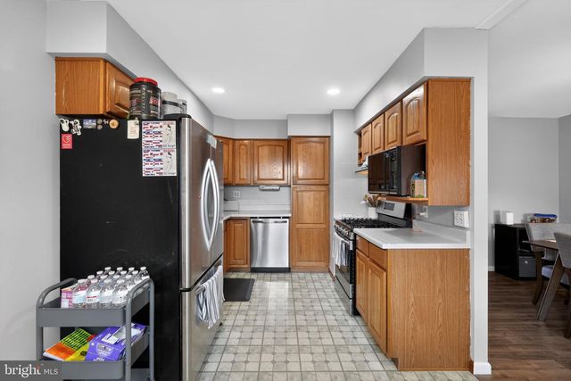 10211 AMBRIDGE PL, Philadelphia, PA 19114