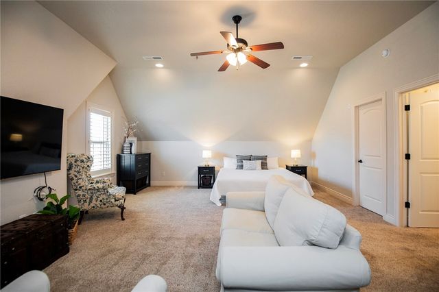 5620 Brighton Road, Rogers, AR 72758