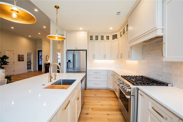 5620 Brighton Road, Rogers, AR 72758