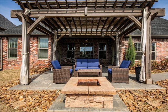 5620 Brighton Road, Rogers, AR 72758