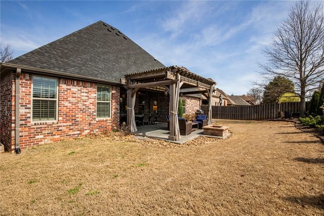5620 Brighton Road, Rogers, AR 72758