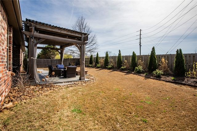 5620 Brighton Road, Rogers, AR 72758