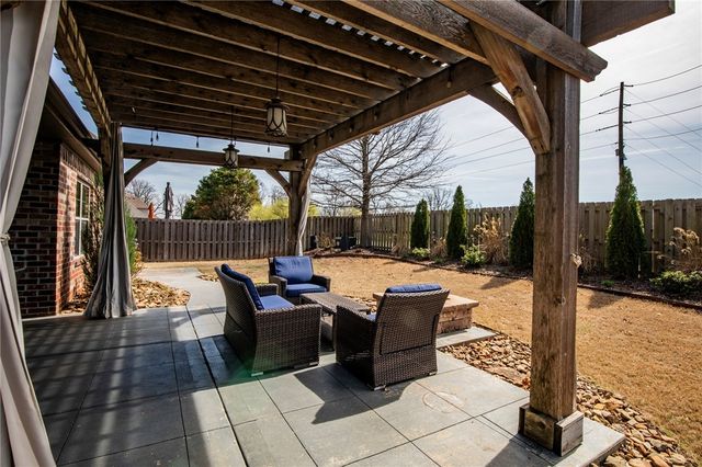 5620 Brighton Road, Rogers, AR 72758