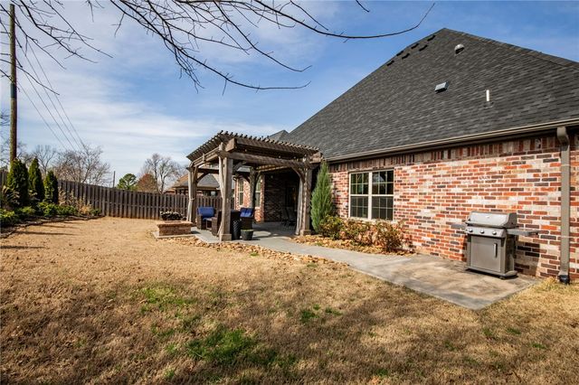 5620 Brighton Road, Rogers, AR 72758