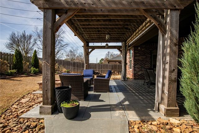 5620 Brighton Road, Rogers, AR 72758