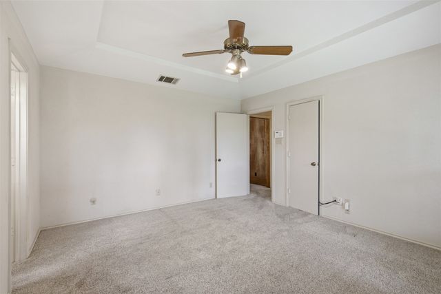 2001 Espinosa Drive, Carrollton, TX 75010