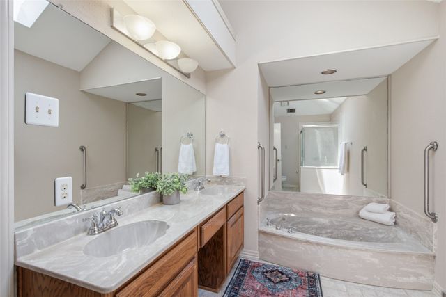 2001 Espinosa Drive, Carrollton, TX 75010