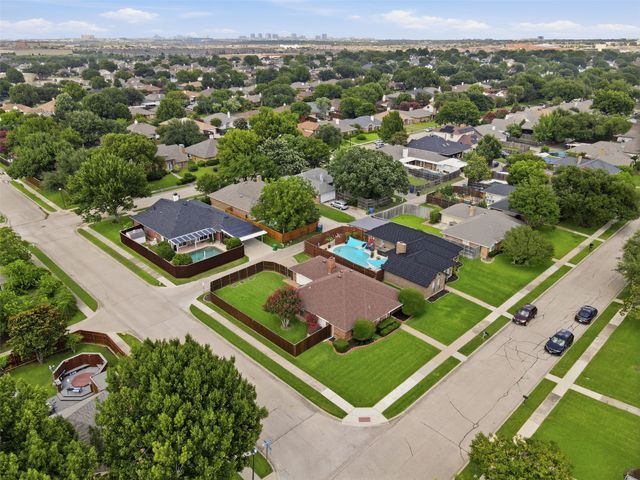 2001 Espinosa Drive, Carrollton, TX 75010