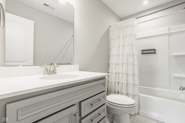14795 Thornapple Drive, Carmel, IN 46032
