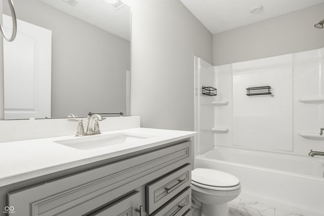 14795 Thornapple Drive, Carmel, IN 46032